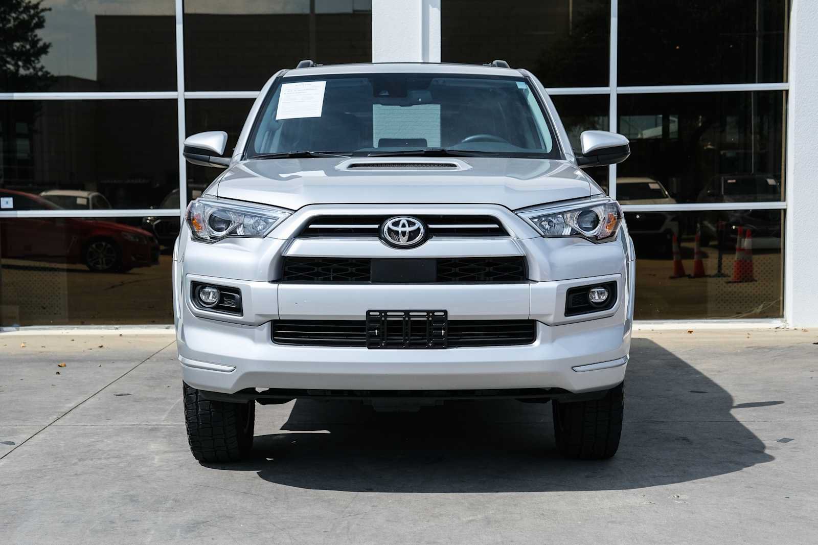 Used 2022 Toyota 4Runner TRD Sport AWD/4WD image 3