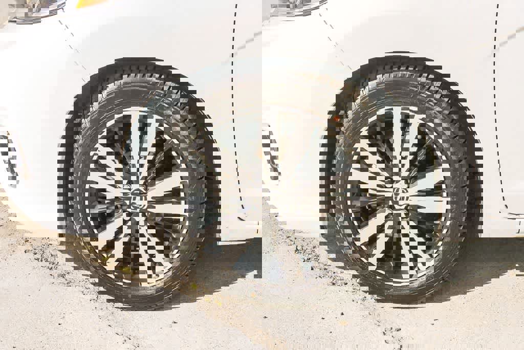 Used 2019 Honda Fit EX image 5