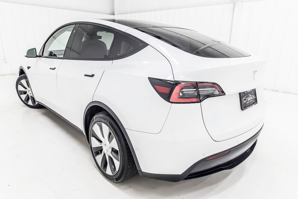 Used 2021 Tesla Model Y 2WD image 6