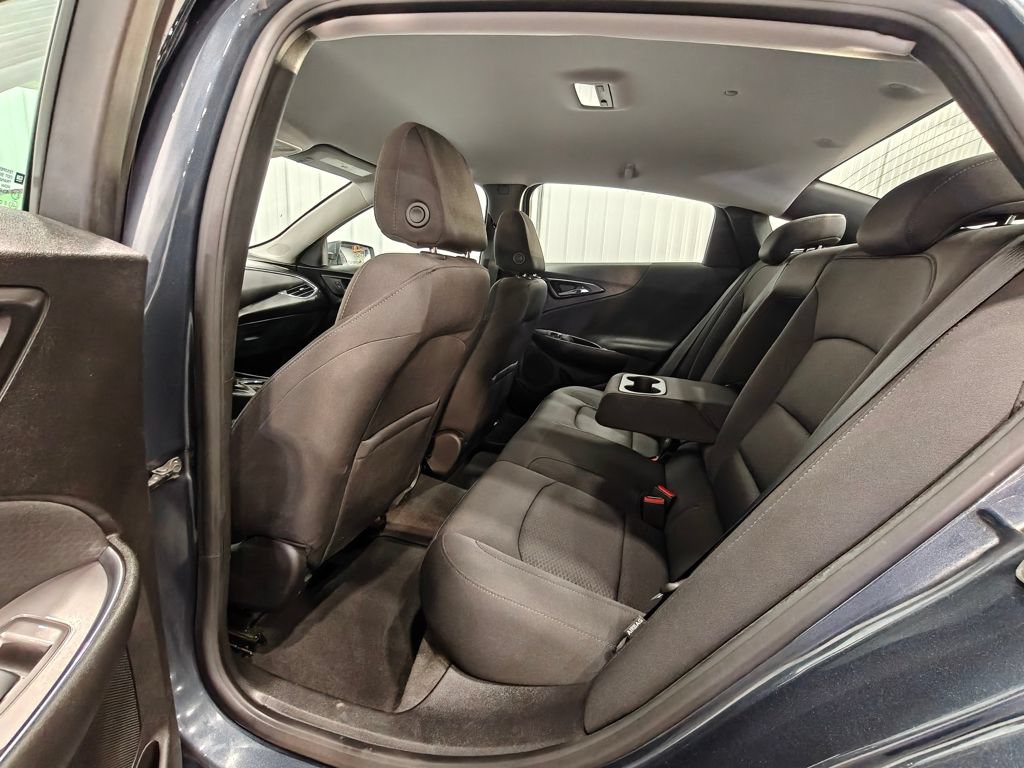 Used 2019 Chevrolet Malibu LT FWD image 29