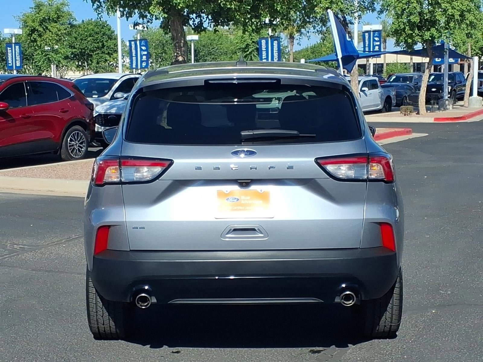 Certified 2022 Ford Escape SE w/ SE Sport Appearance Package FWD image 5