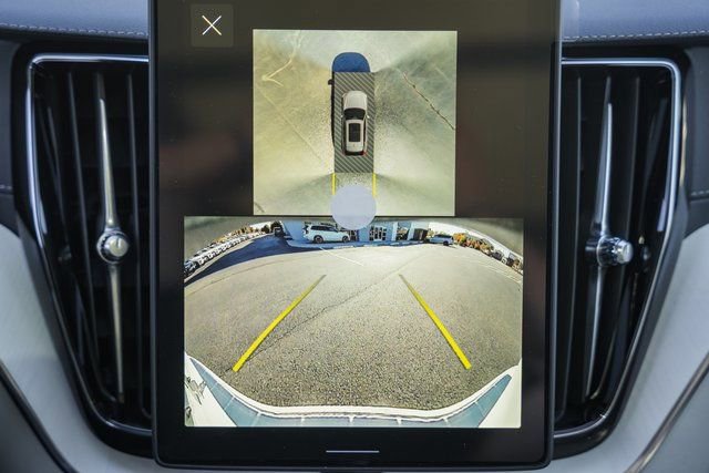 New 2026 Volvo XC60 B5 Ultra w/ Protection Package Premier image 41