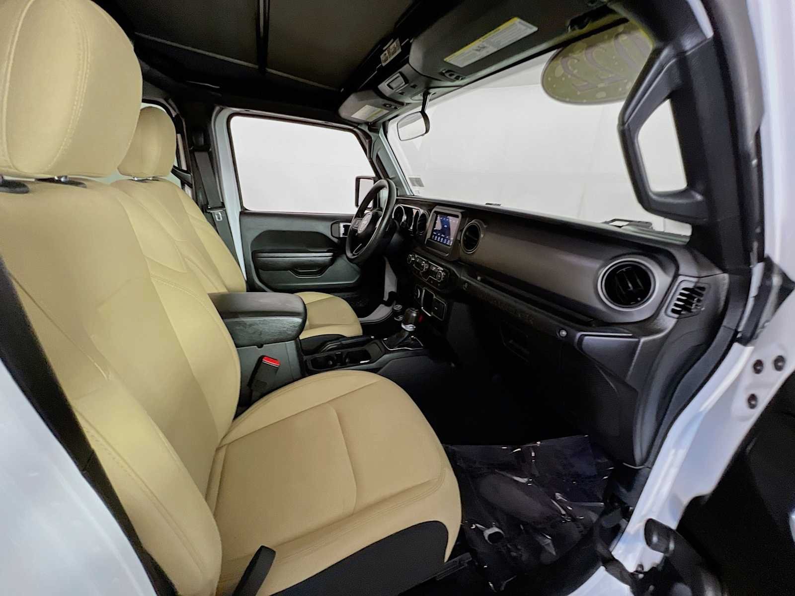 Used 2022 Jeep Wrangler Unlimited Sport AWD/4WD image 27