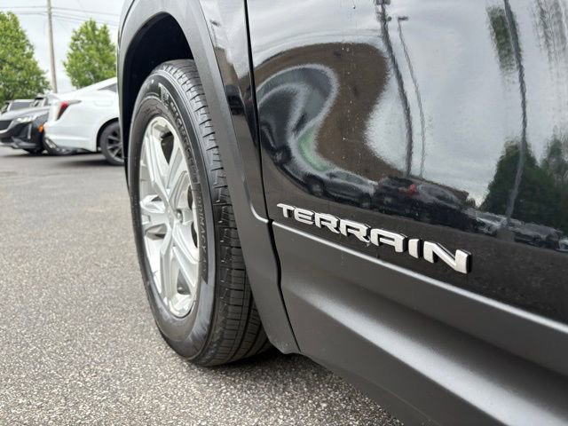 Used 2024 GMC Terrain SLE w/ Driver Convenience Package FWD image 15