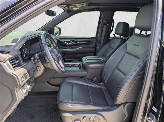 Used 2021 GMC Yukon Denali w/ Denali Premium Package image 17
