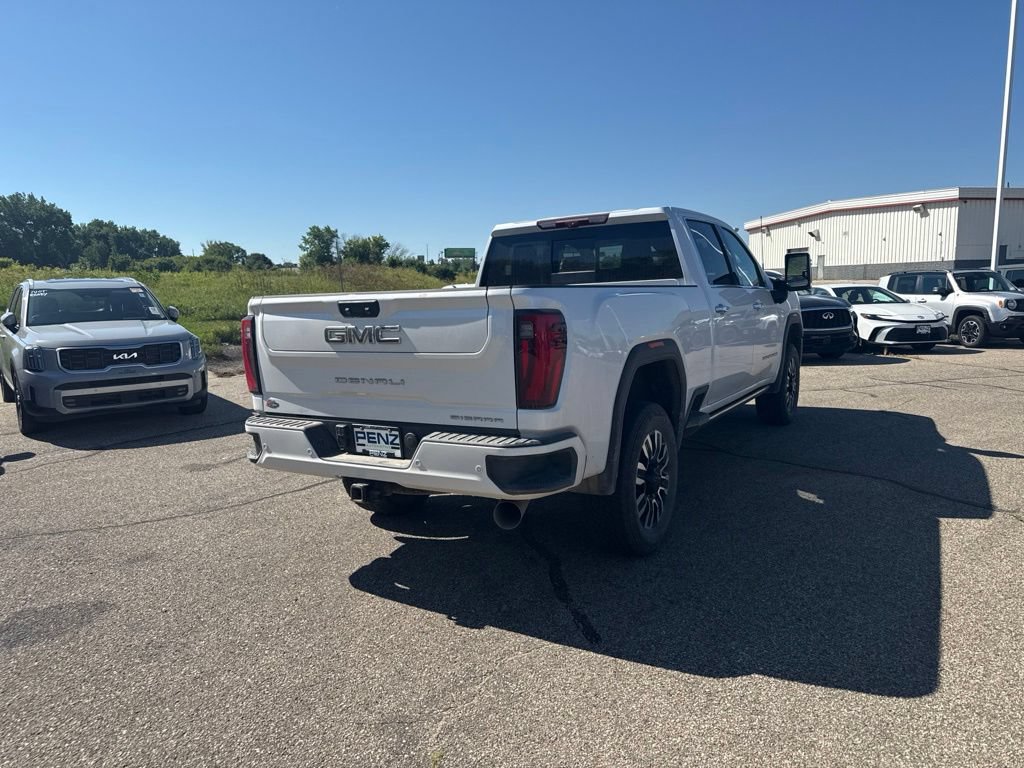 Used 2024 GMC Sierra 2500 Denali Ultimate w/ Max Trailering Package AWD/4WD image 7
