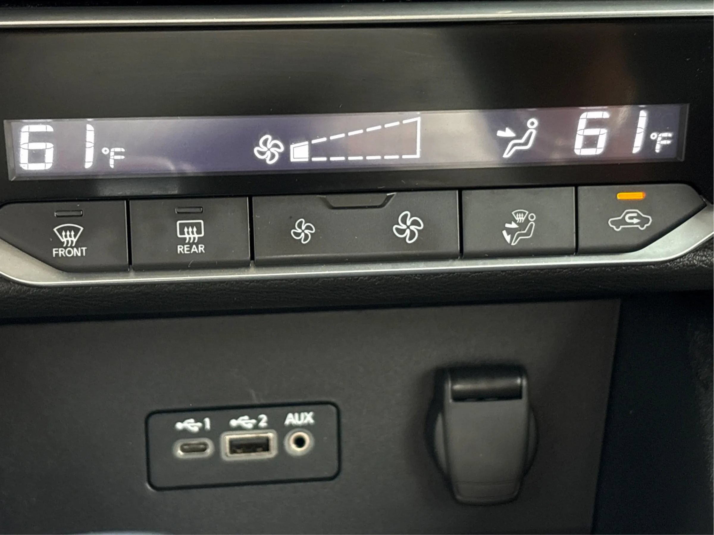 Used 2021 Nissan Sentra SR FWD image 32