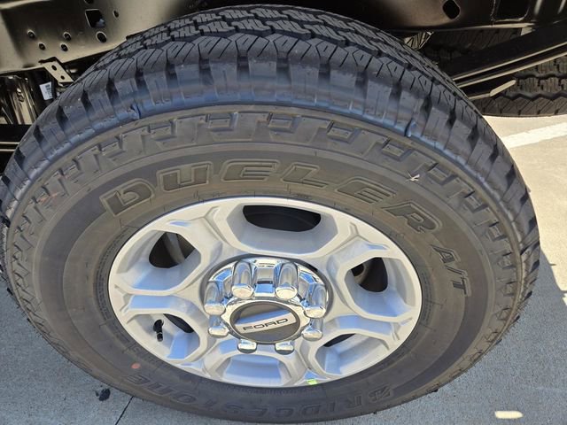 New 2026 Ford F250 XLT w/ FX4 Off-Road Package image 11
