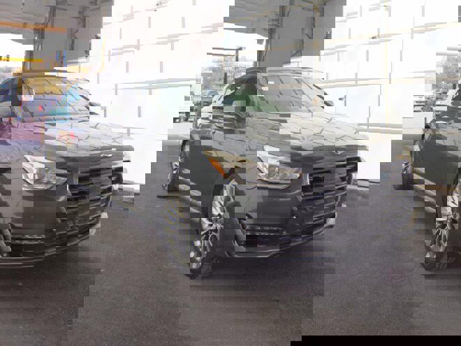 Used 2018 Genesis G90 3.3T Premium image 3