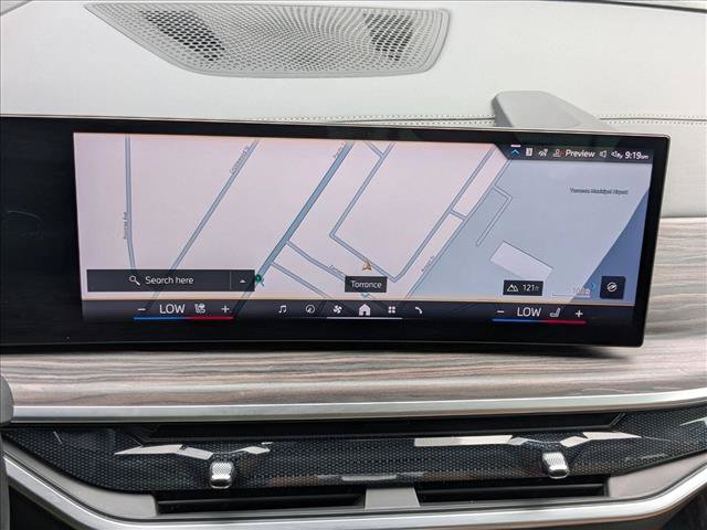 Used 2024 BMW X7 xDrive40i w/ Parking Assistance Package AWD/4WD image 15