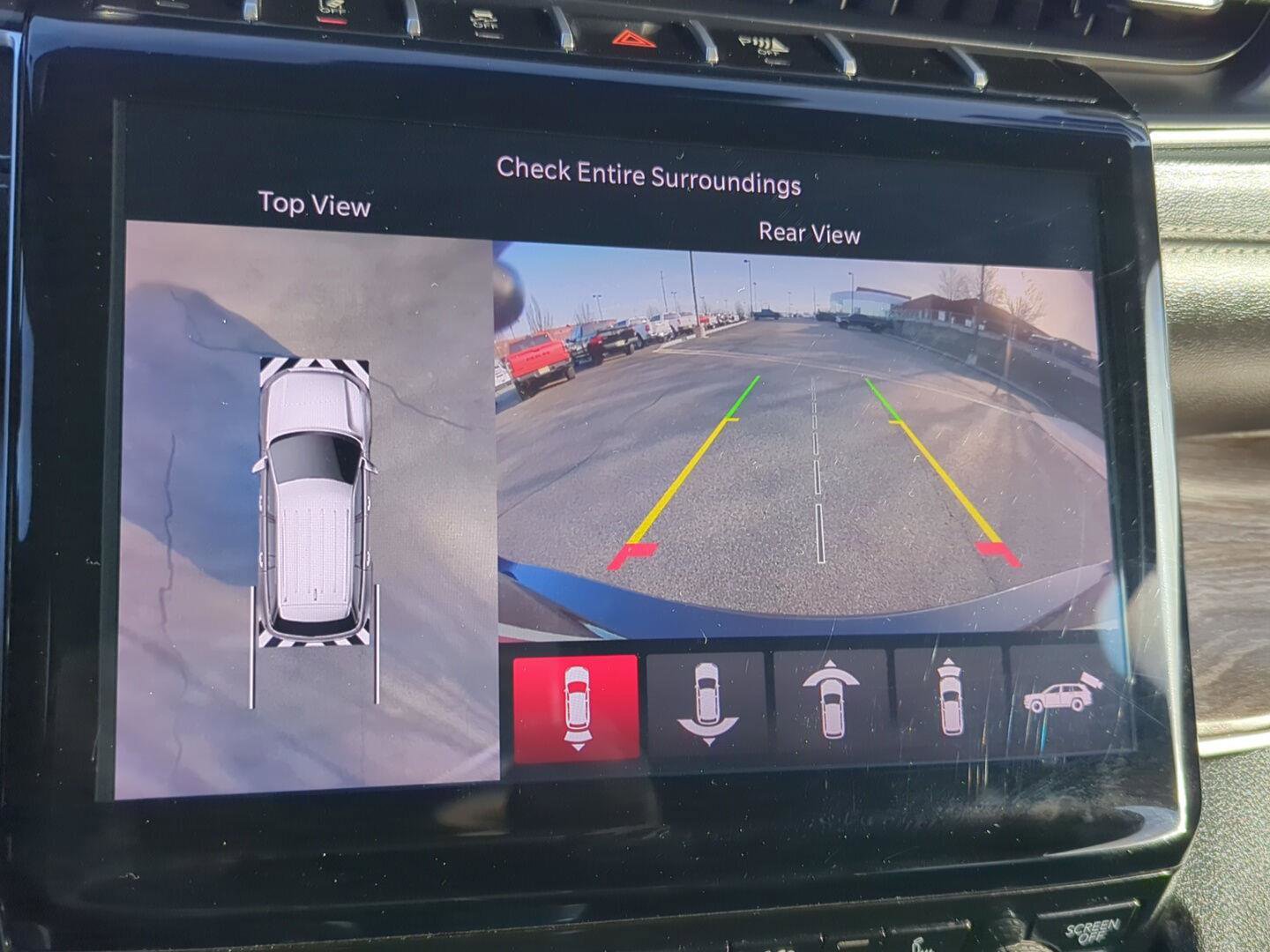 Used 2024 Jeep Grand Cherokee L Limited w/ Luxury Tech Group II image 23