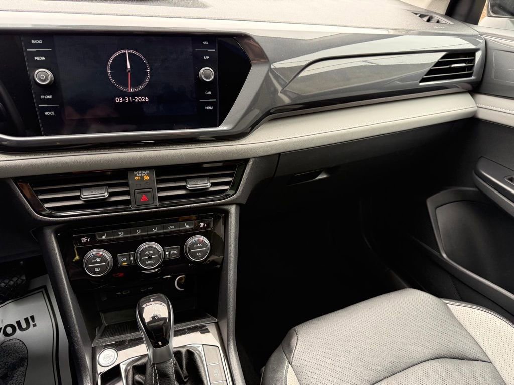 Used 2023 Volkswagen Taos SEL image 25