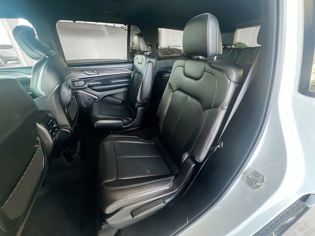 Used 2021 Jeep Grand Cherokee L Overland w/ Luxury Tech Group IV image 27