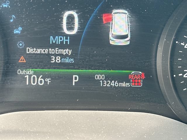 Used 2026 Toyota Sienna XLE FWD image 19