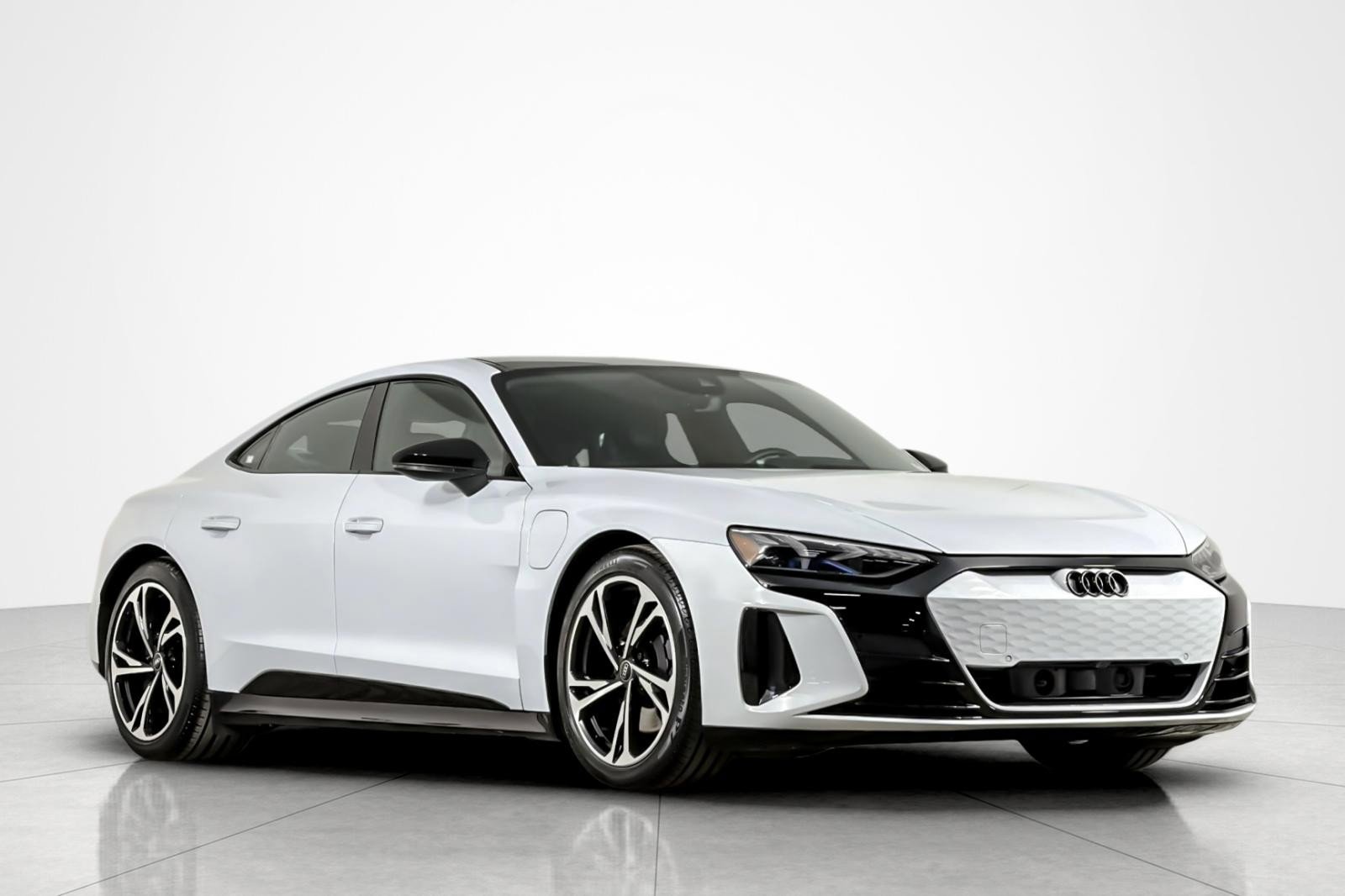 Used 2023 Audi e-tron GT Premium Plus w/ Performance Package image 7