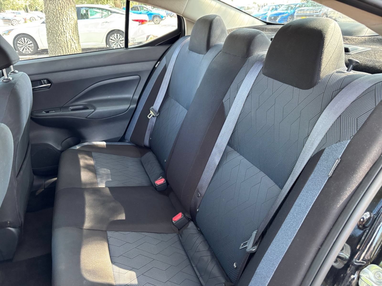 Used 2025 Nissan Versa SV FWD image 36