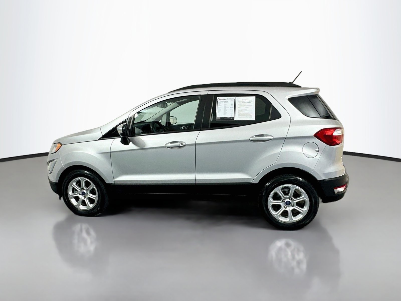 Used 2021 Ford EcoSport SE FWD image 4