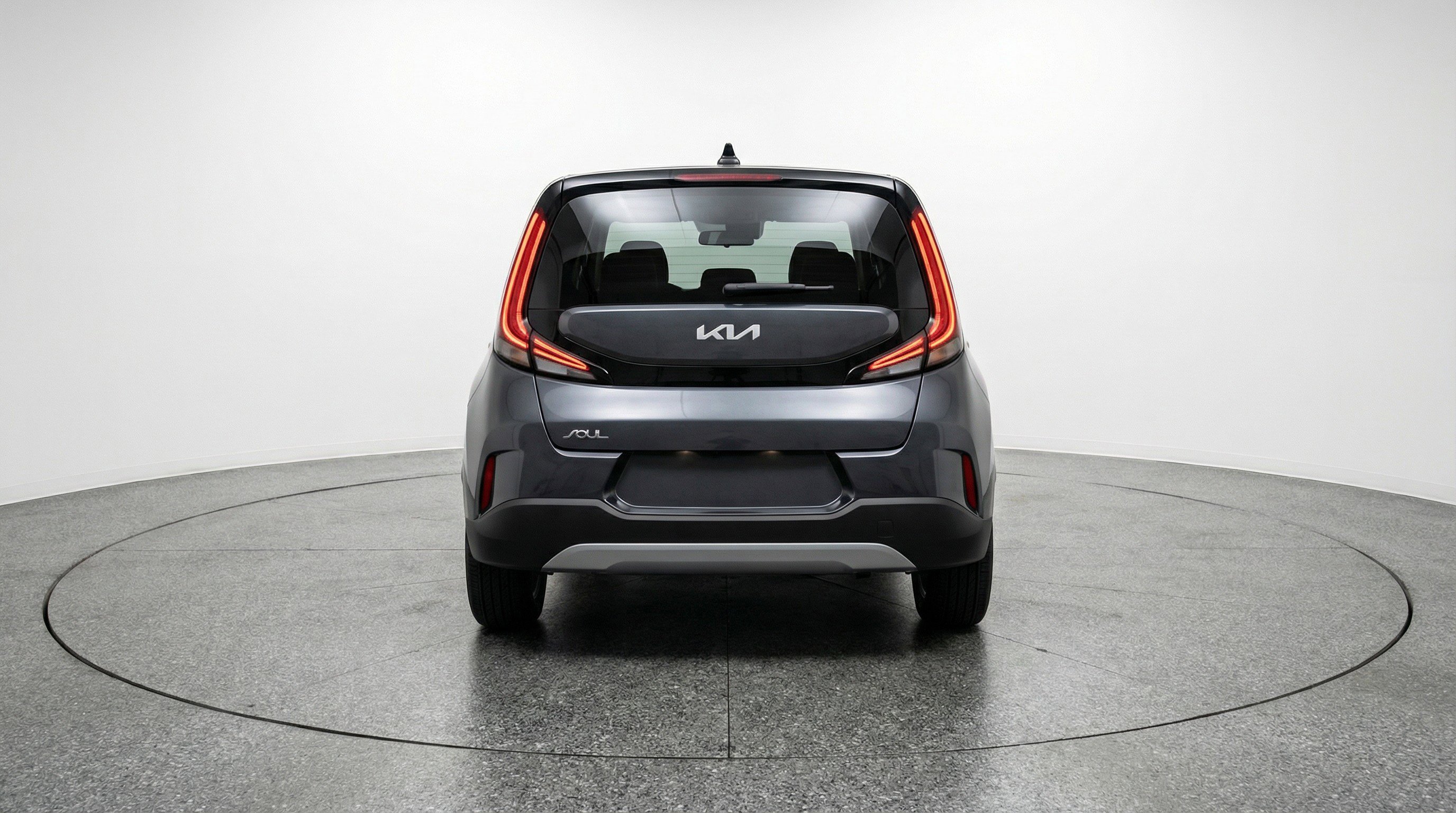 Used 2025 Kia Soul LX w/ LX Technology Package FWD image 7
