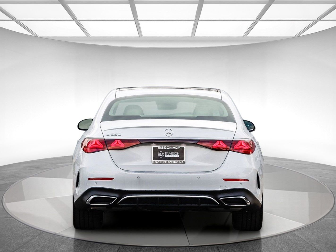 New 2026 Mercedes-Benz E 350 Sedan image 3