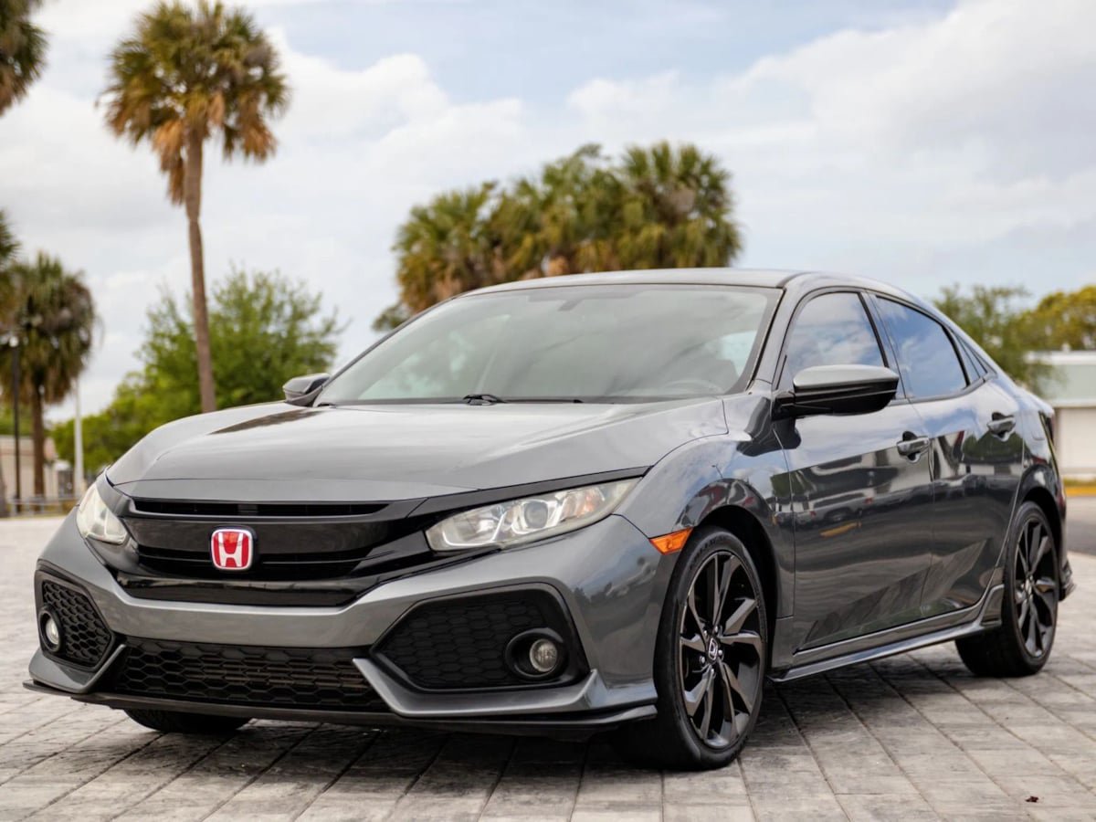 Used 2017 Honda Civic Sport image 8