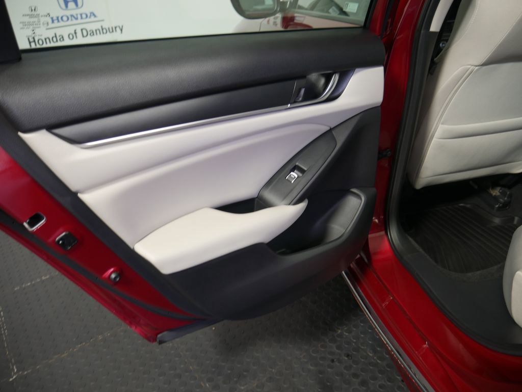 Certified 2020 Honda Accord EX image 11