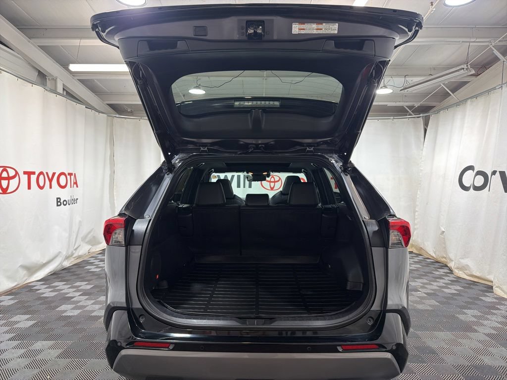 Used 2021 Toyota RAV4 XSE AWD/4WD image 15