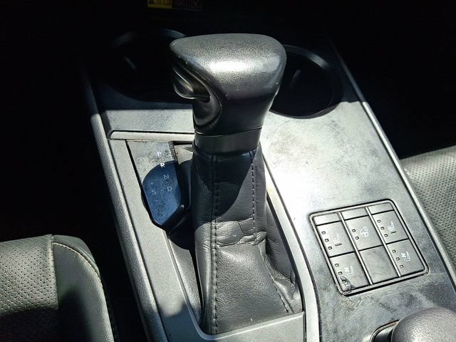 Used 2024 Lexus UX 250h F Sport AWD/4WD image 15