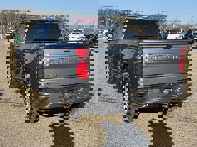 Used 2021 Chevrolet Silverado 1500 Custom image 6