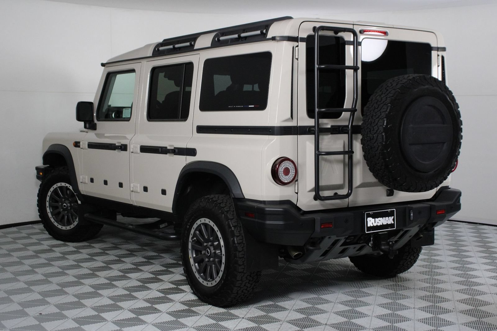 Used 2025 INEOS Grenadier AWD/4WD image 4