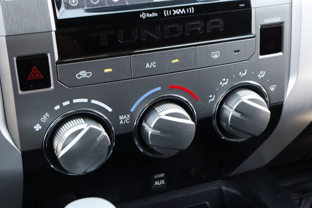 Used 2017 Toyota Tundra SR5 w/ SR5 Upgrade Package RWD image 29