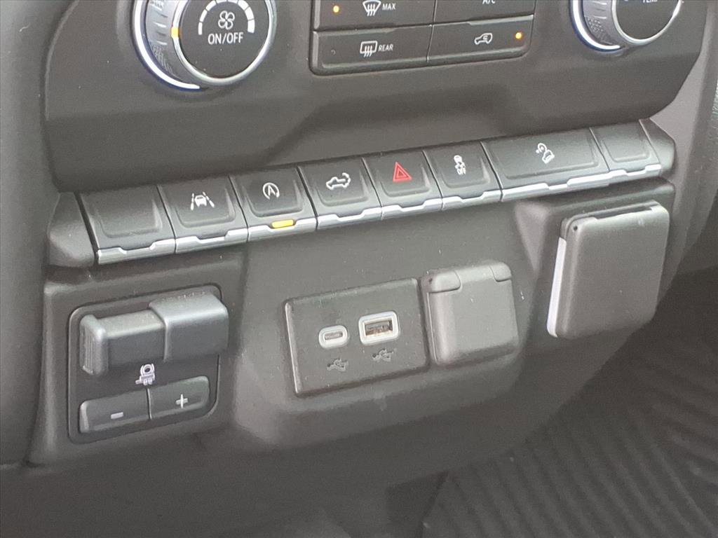 Used 2024 Chevrolet Silverado 1500 Custom Trail Boss image 25