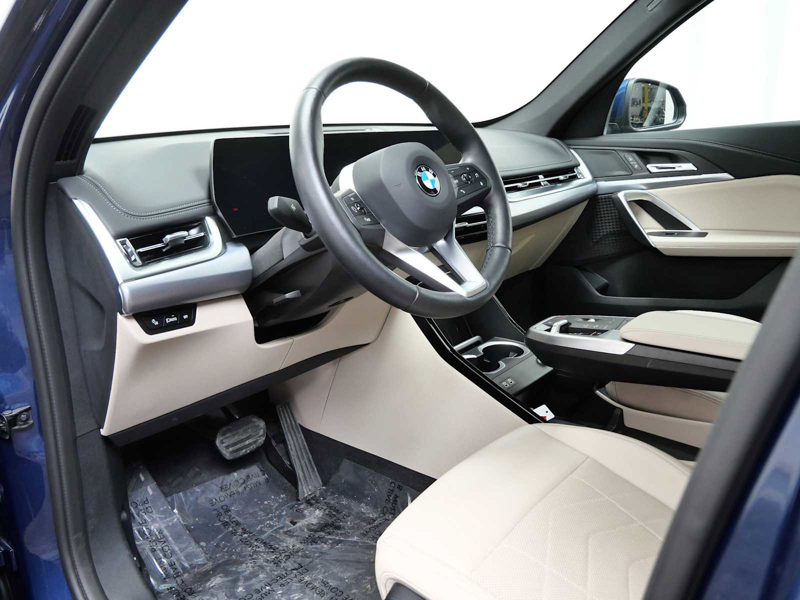 Used 2025 BMW X1 xDrive28i w/ Convenience Package image 18