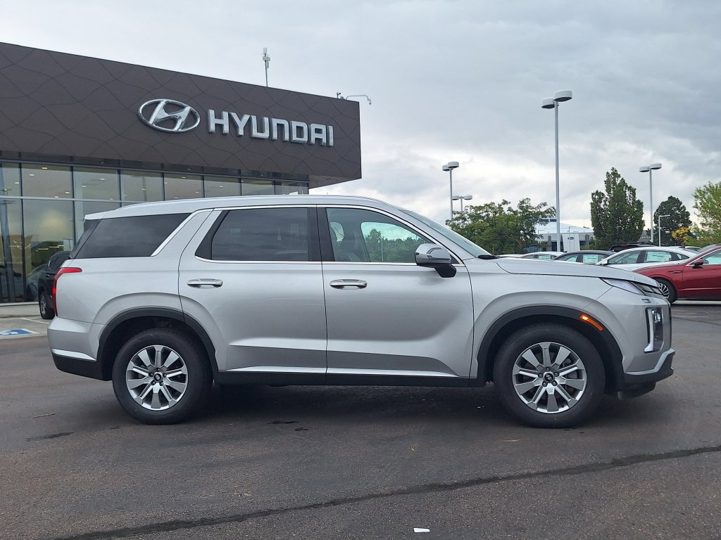 Used 2025 Hyundai Palisade SEL AWD/4WD image 2