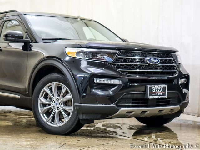 Used 2024 Ford Explorer XLT w/ Equipment Group 202A AWD/4WD image 6