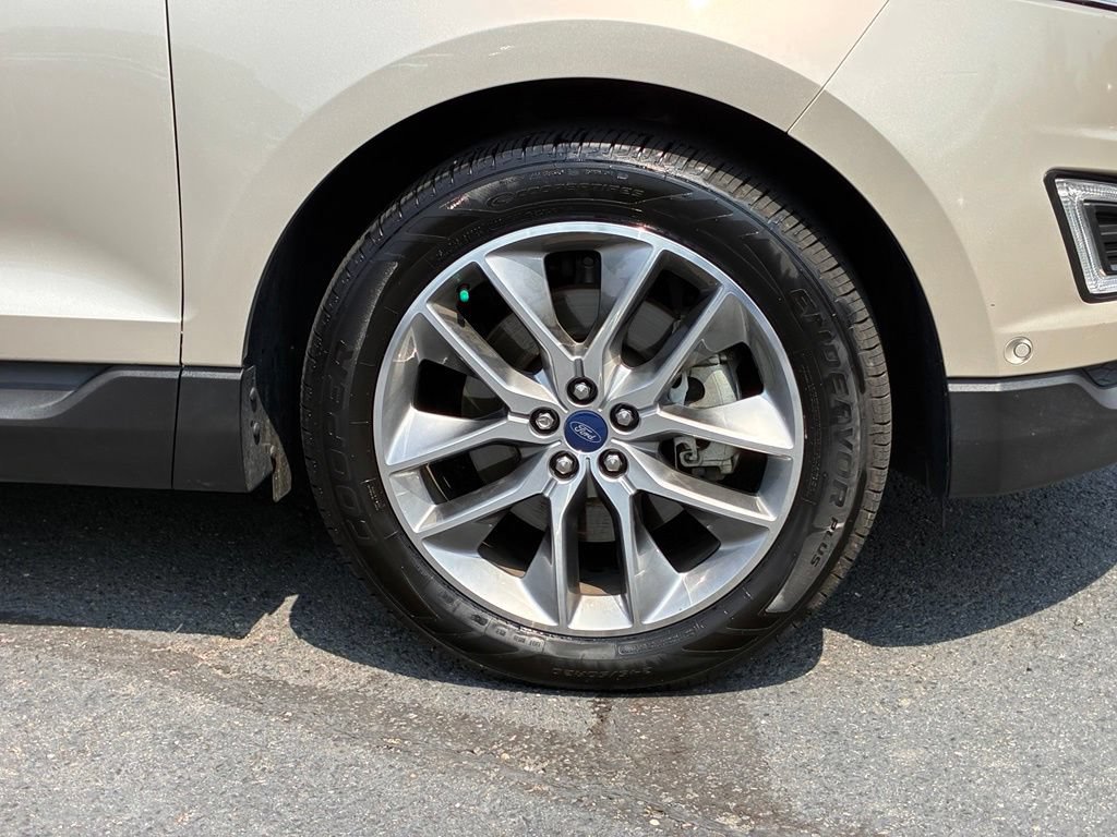 Used 2018 Ford Edge Titanium w/ Equipment Group 302A FWD image 54