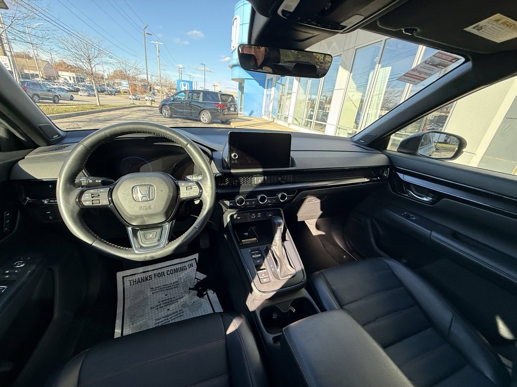 Used 2023 Honda CR-V Sport Touring image 8