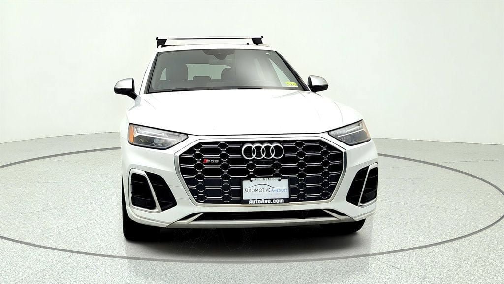 Used 2021 Audi SQ5 Premium Plus w/ Premium Plus Package AWD/4WD image 2