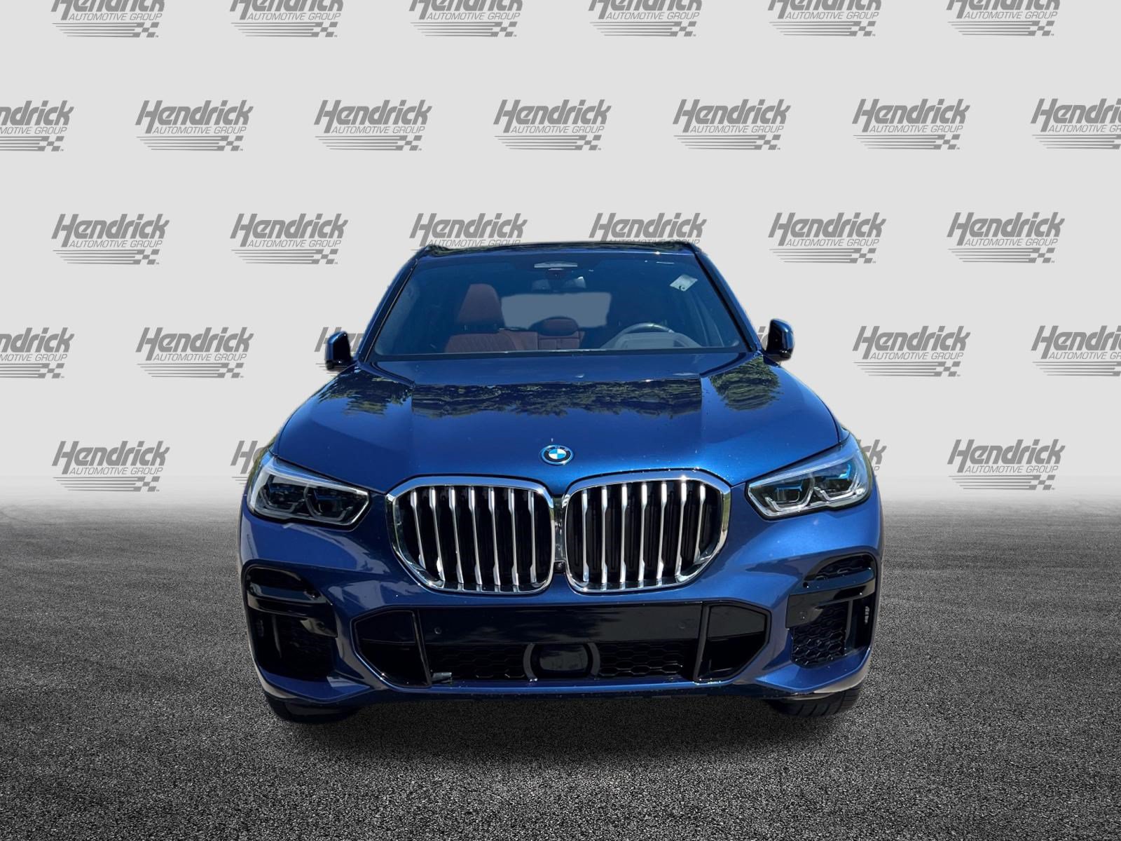 Used 2023 BMW X5 xDrive45e w/ Executive Package AWD/4WD image 3