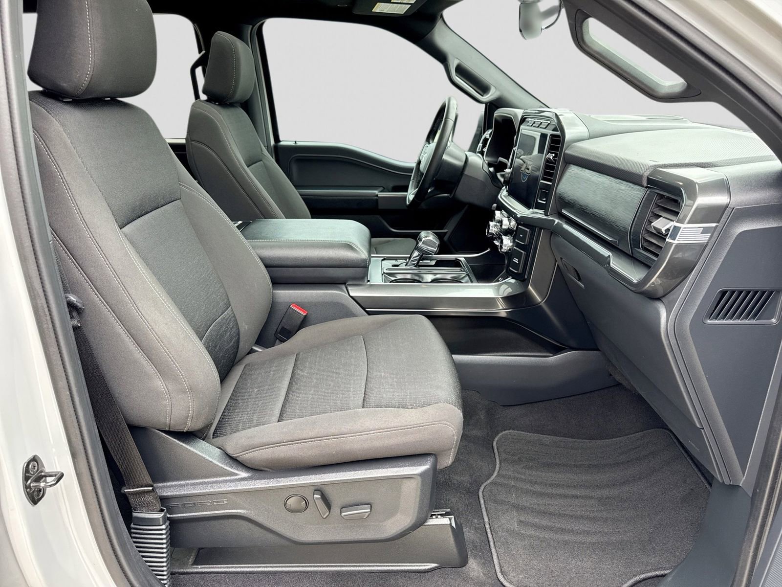 Certified 2023 Ford F150 XLT AWD/4WD image 27