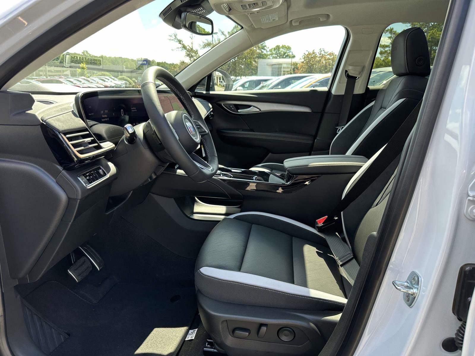 New 2025 Buick Envision Sport Touring image 15