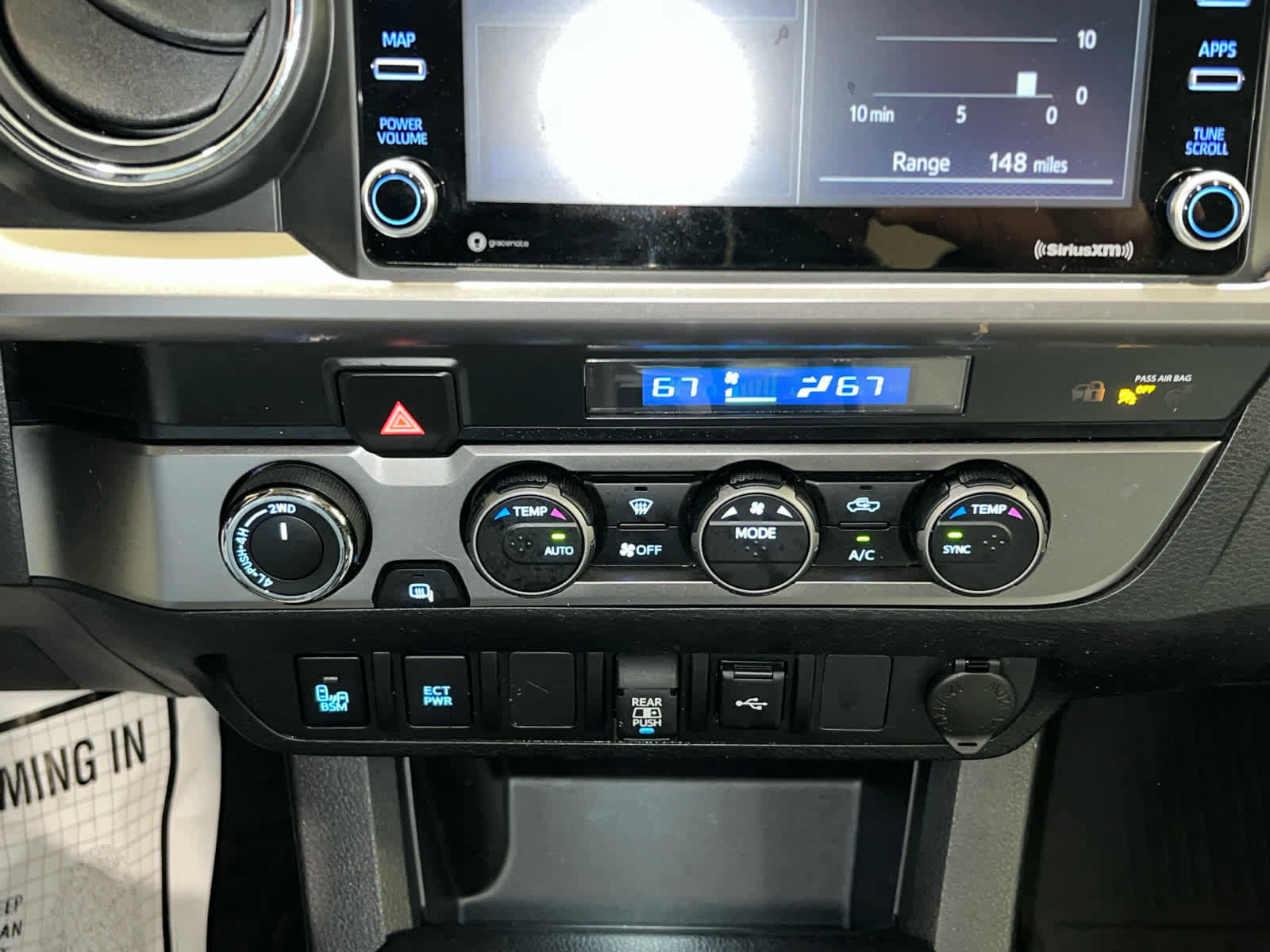 Used 2022 Toyota Tacoma SR5 w/ Technology Package image 30