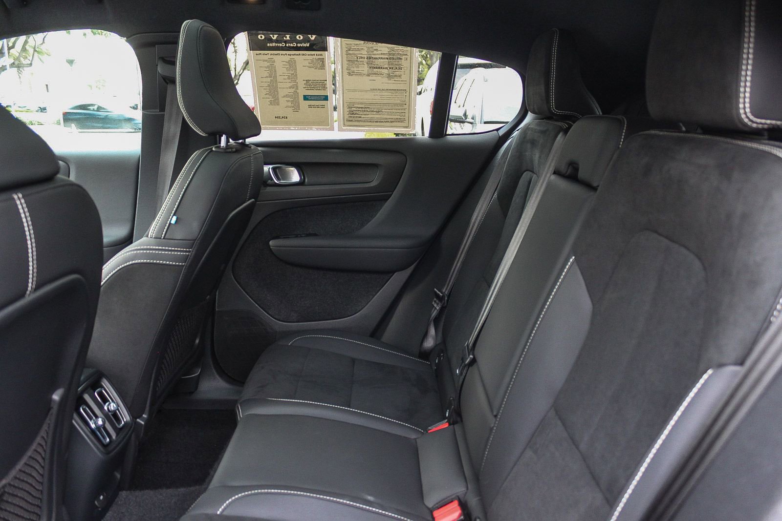 Used 2023 Volvo C40 P8 Recharge Plus AWD/4WD image 19