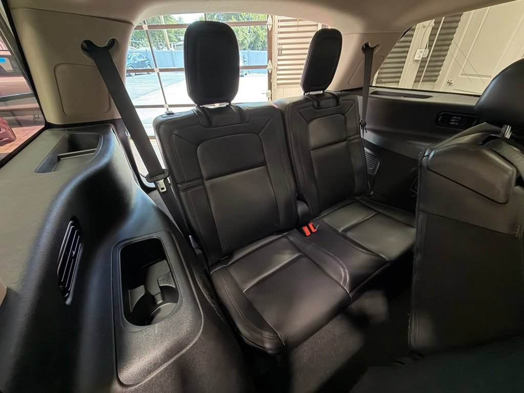 Used 2021 Lincoln Aviator Reserve w/ Equipment Group 202A AWD/4WD image 6