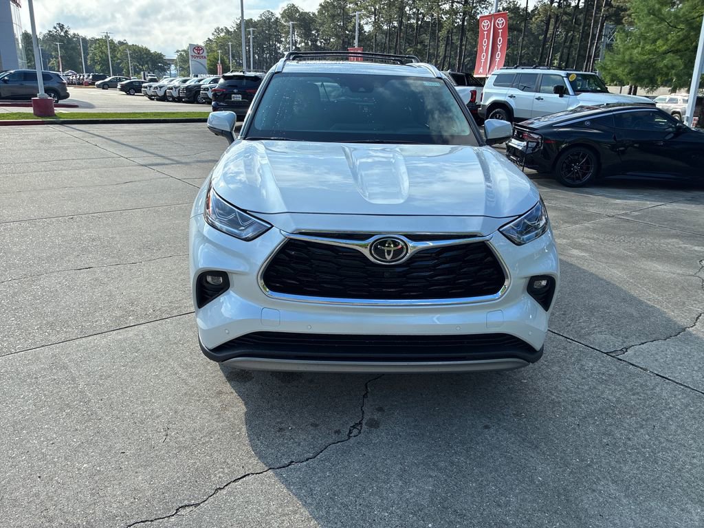 New 2026 Toyota Highlander Platinum AWD/4WD image 10
