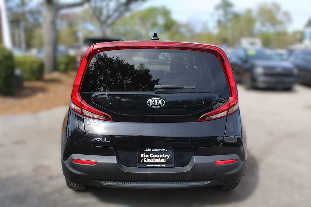 Used 2021 Kia Soul LX image 8