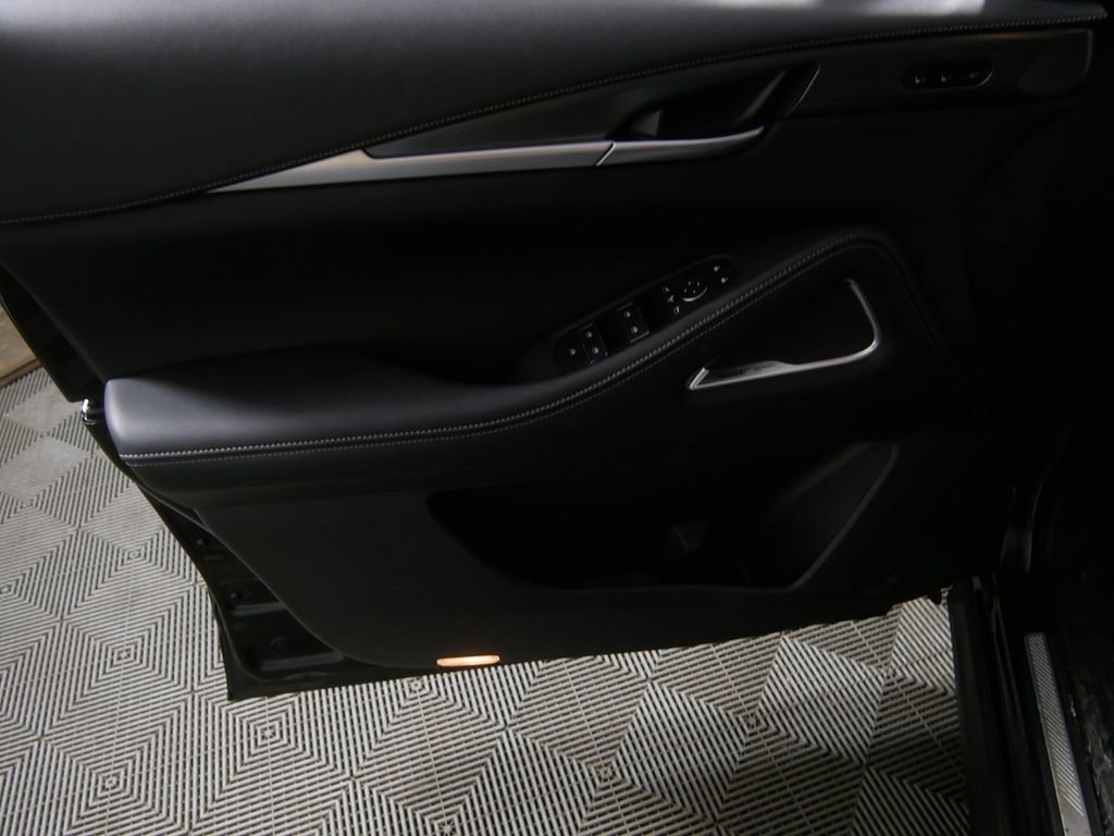 Used 2025 INFINITI QX60 Luxe image 14