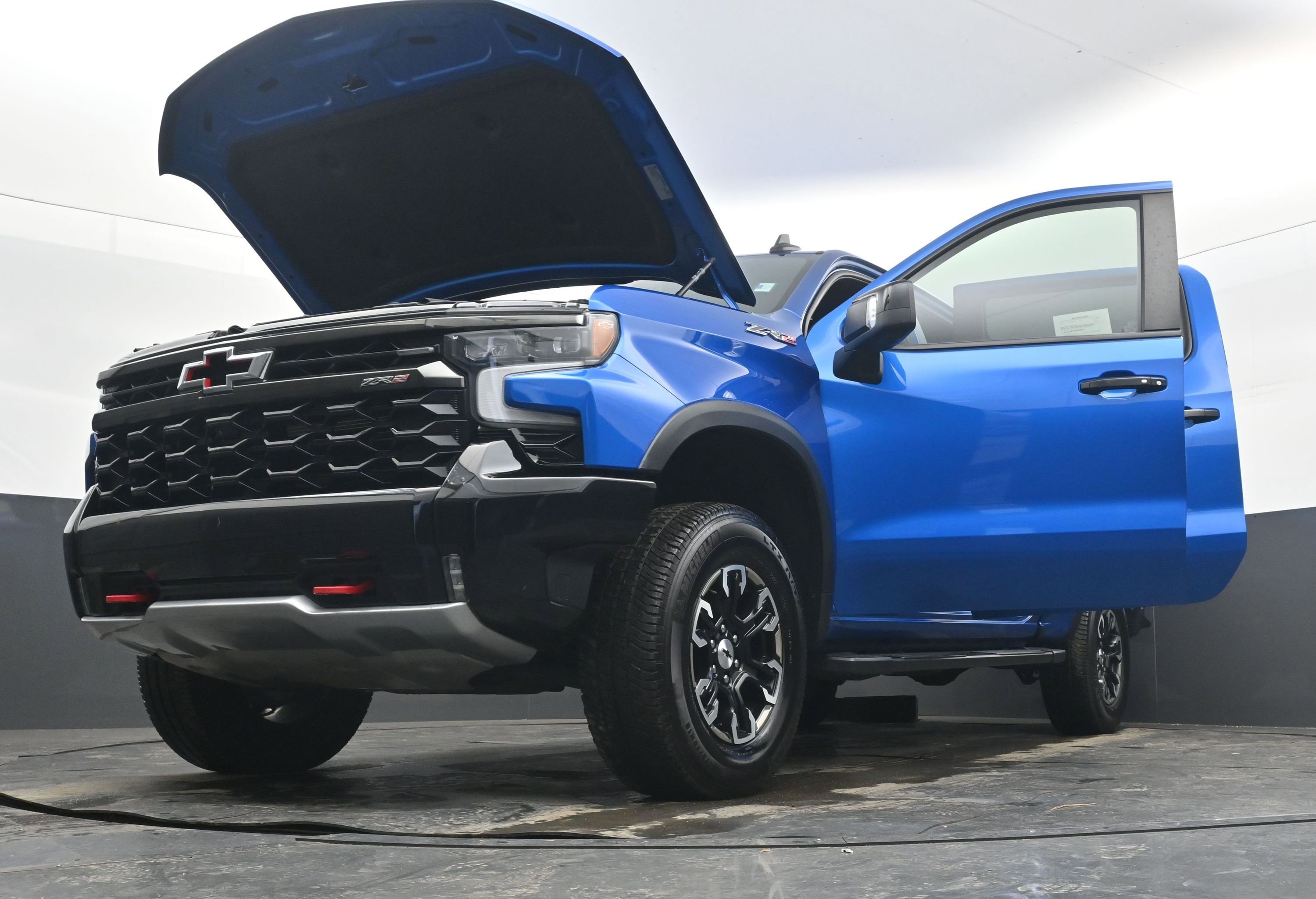 Used 2022 Chevrolet Silverado 1500 ZR2 image 42