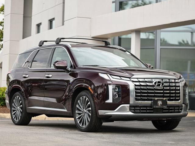 Used 2023 Hyundai Palisade Calligraphy FWD image 1
