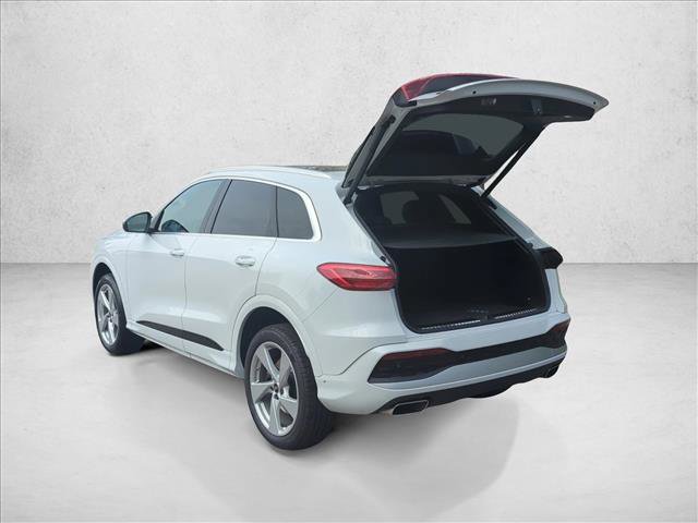 Used 2025 Audi Q5 Premium Plus AWD/4WD image 10