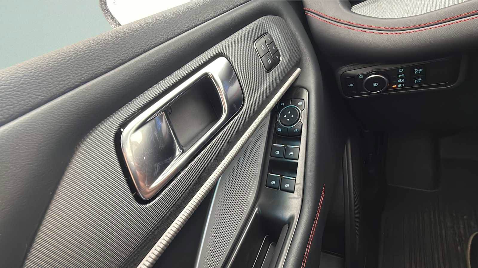 New 2026 Ford Explorer ST w/ Sun And Sound Package image 11